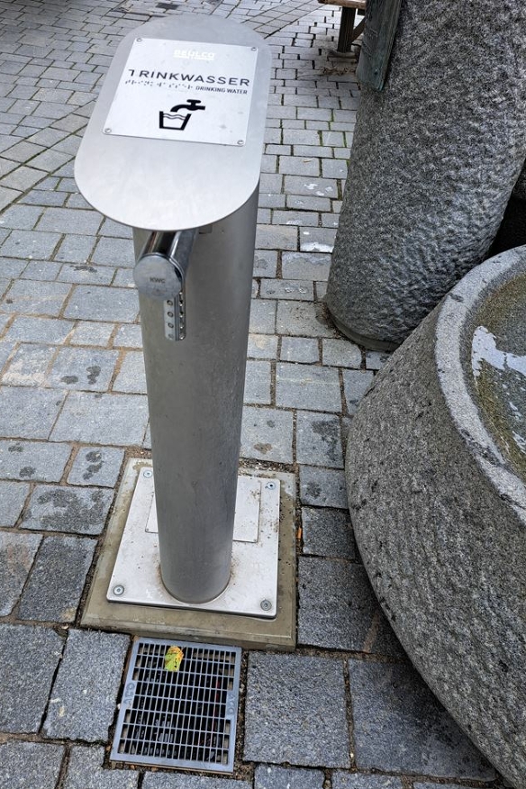 The drinking water dispenser in Fischerstraße