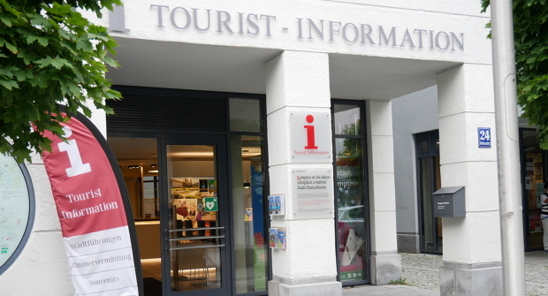 Außenansicht der Tourist Information Kempten